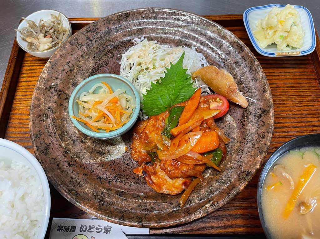 本日8月17日の定食出来ました